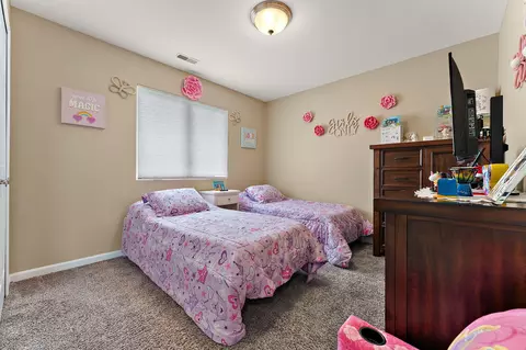 Bedroom - 301 E 125th Ave, Crown Point, IN 46307 photo 3 of 4