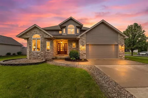 301 E 125th Ave, Crown Point, IN 46307
