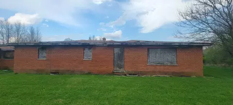 10153 W 600, Rochester, IN 46975