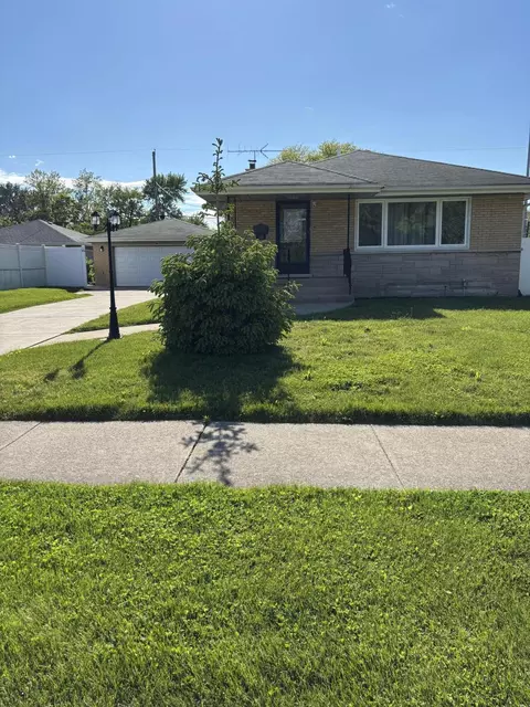 8108 Madison Ave, Munster, IN 46321