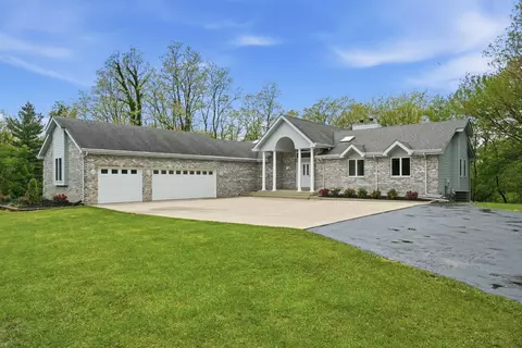 502 W 100, Valparaiso, IN 46385