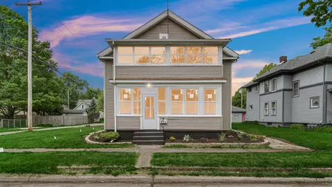 406 D St, La Porte, IN 46350