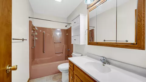 Bath - 18 W 890, Wheatfield, IN 46392 photo 1 of 2