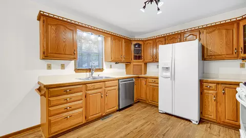 Kitchen - 18 W 890, Wheatfield, IN 46392 photo 3 of 5