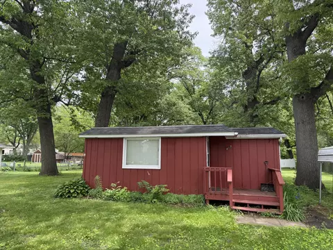 417 N Colfax St, Griffith, IN 46319
