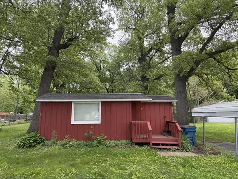 417 N Colfax St, Griffith, IN 46319