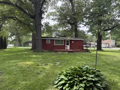 417 N Colfax St, Griffith, IN 46319 photo 3