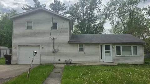 24 Mccurahan St, Valparaiso, IN 46385