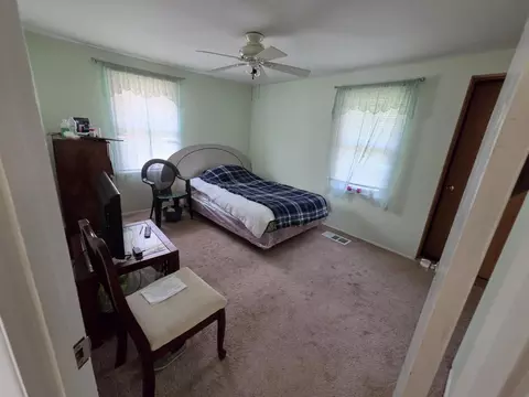 Bedroom - 309 Maple Ln, Crown Point, IN 46307 photo 3 of 4
