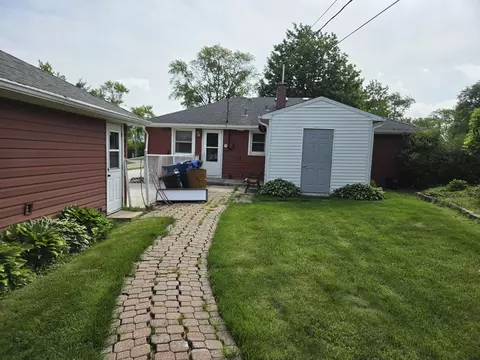 Exterior - 309 Maple Ln, Crown Point, IN 46307 photo 5 of 10