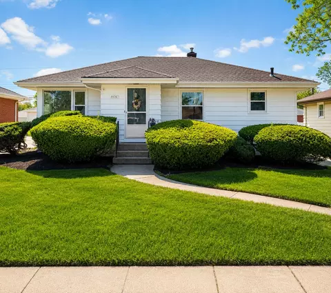 6636 Maryland Ave, Hammond, IN 46323
