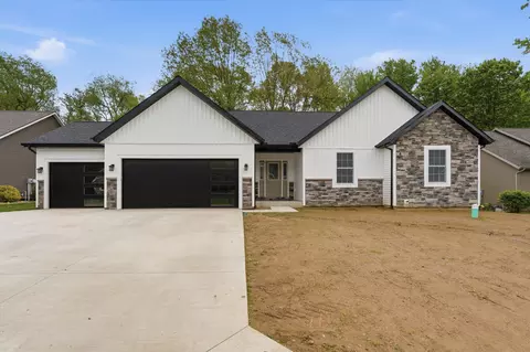 53784 Terre Verde Hills Ct, South Bend, IN 46628