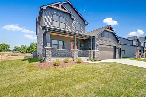 7584 E 115th Ave, Crown Point, IN 46307