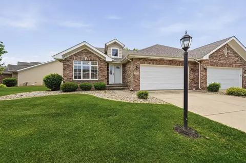 11913 W 107th Pl, Saint John, IN 46373