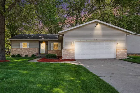 6136 Canary Ave, Portage, IN 46368