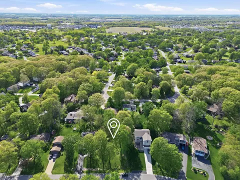 3580 W Lakeshore Dr, Crown Point, IN 46307 photo 4