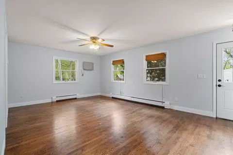 Living - 332 E 650, La Porte, IN 46350 photo 3 of 5