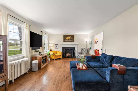 Living - 332 E 650, La Porte, IN 46350 photo 1 of 5