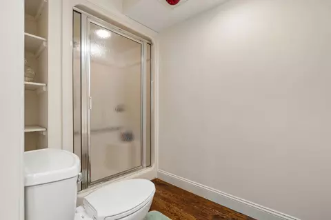 Bath - 332 E 650, La Porte, IN 46350 photo 6 of 7