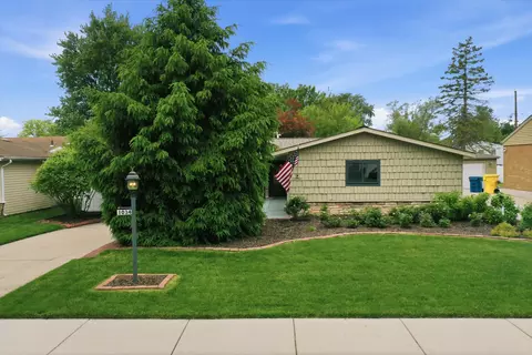 1034 N Indiana St, Griffith, IN 46319