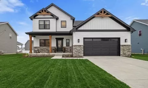 9765 Beacon Pointe Ln, Cedar Lake, IN 46303