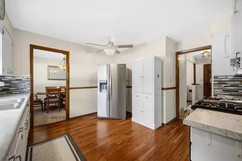 Kitchen - 519 Hickory Ln, Munster, IN 46321 photo 2 of 3