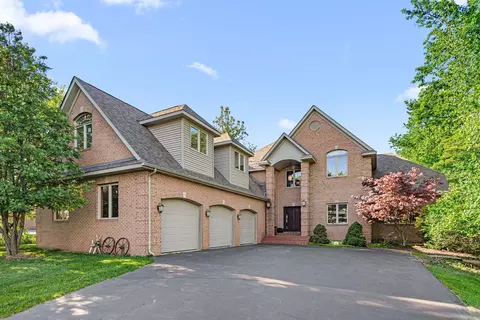10430 W 173rd Ave, Lowell, IN 46356