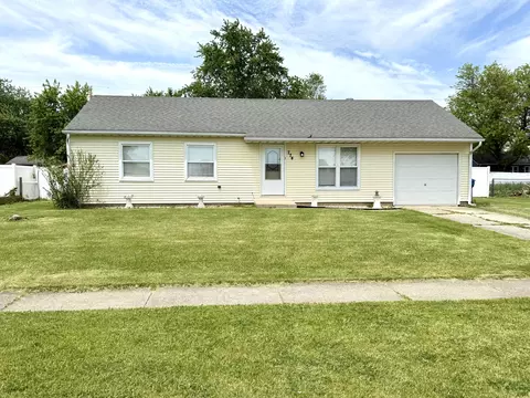 774 Mohawk Dr, Lowell, IN 46356