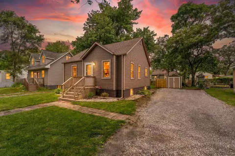 2832 W 41st Ave, Gary, IN 46408