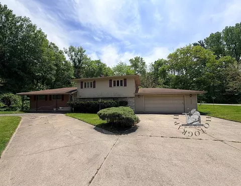 9201 Juniper Ave, Gary, IN 46403