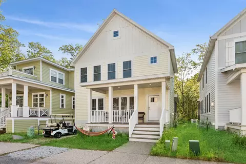 204 Mary Ln, Michigan City, IN 46360