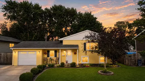 729 N Wheeler St, Griffith, IN 46319