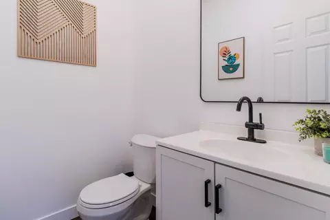 5608 E 10th Ave, Gary, IN 46403 photo 17