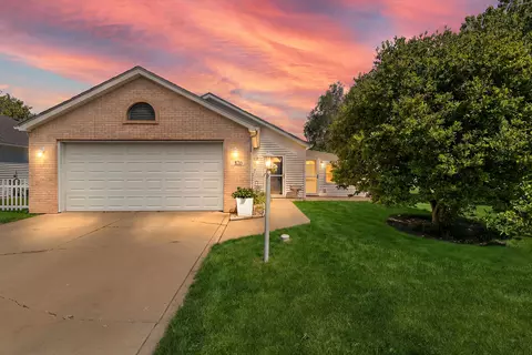 326 Brown Ct, Chesterton, IN 46304