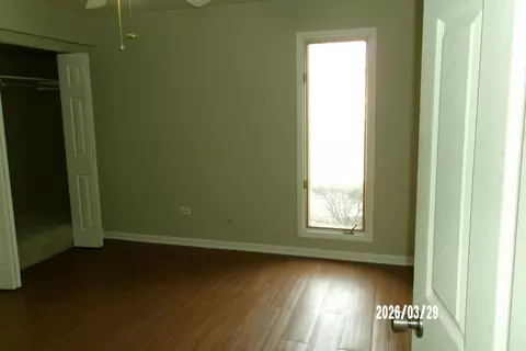 Bedroom - 405 Old Stone Rd #E2, Munster, IN 46321 photo 5 of 7