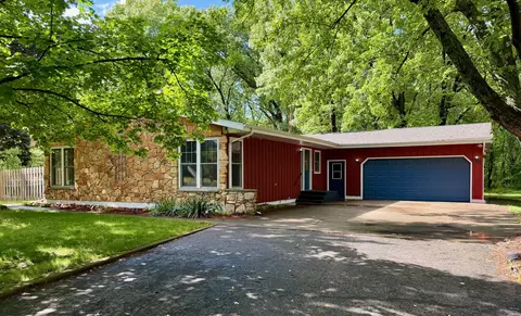 2120 E 200, Knox, IN 46534