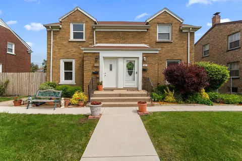 237 Hollywood Ave, Munster, IN 46321