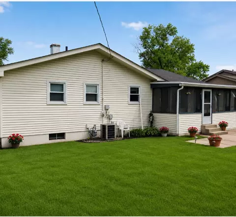 Exterior - 118 Minter Dr, Griffith, IN 46319 photo 4 of 4