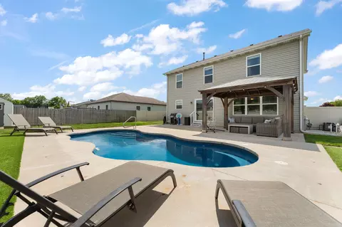 Exterior - 1167 Kinner Dr, Chesterton, IN 46304 photo 5 of 7
