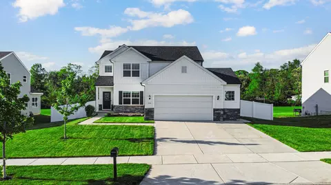 5710 Burr Ridge Cir, Crown Point, IN 46307