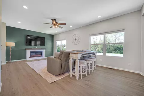 5710 Burr Ridge Cir, Crown Point, IN 46307 photo 7