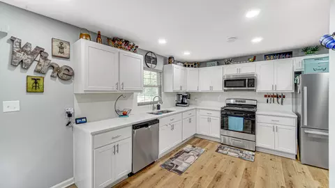 Kitchen - 2364 E Us 6, Hamlet, IN 46532 photo 4 of 4