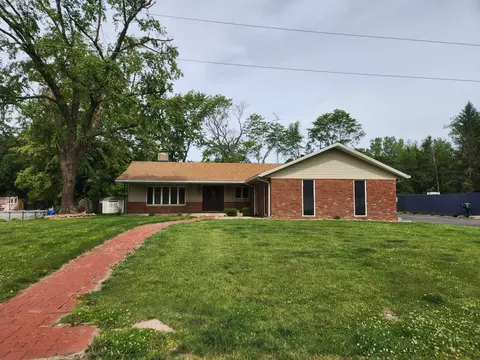 4726 Locksley Dr, Rensselaer, IN 47978