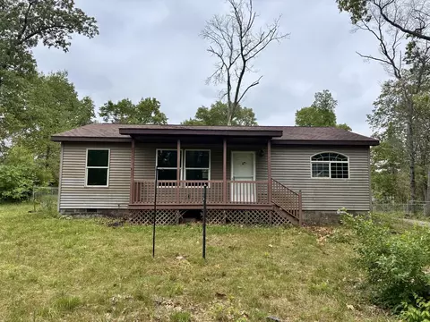 1815 W Dawn Dr, North Judson, IN 46366