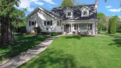 1404 Washington St, Valparaiso, IN 46383