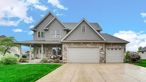 9723 Elle Ave, Saint John, IN 46373