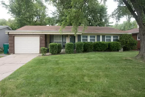 444 W 66th Pl, Merrillville, IN 46410