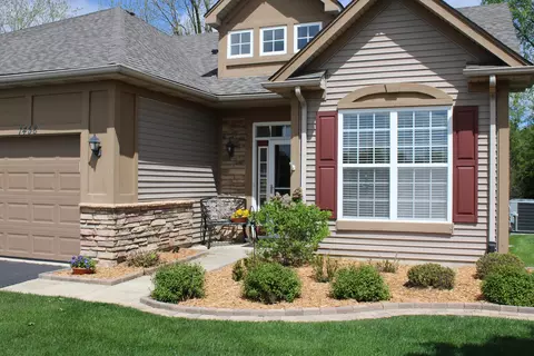 1458 Mackinaw Pl, Schererville, IN 46375