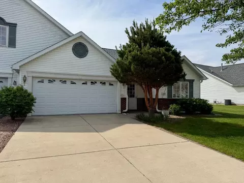 1263 W 96th Ln, Crown Point, IN 46307