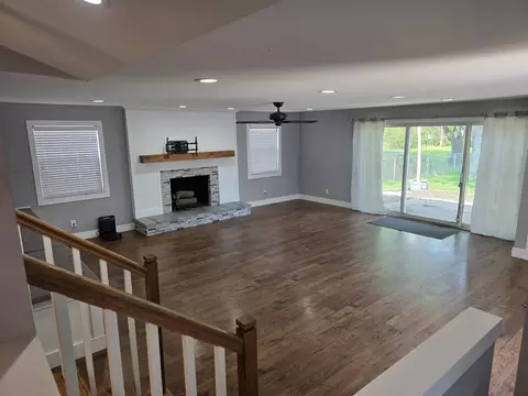 Living - 405 Fairview Ave, Crown Point, IN 46307 photo 3 of 5